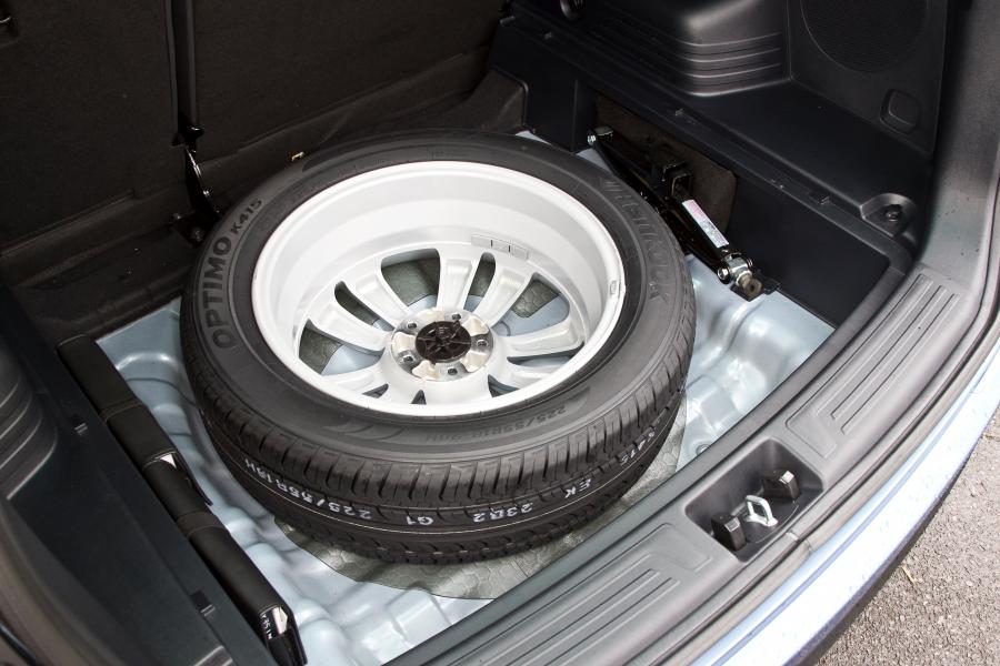  Hyundai ix35 2013 года  (UK) (фото 39 из 93)